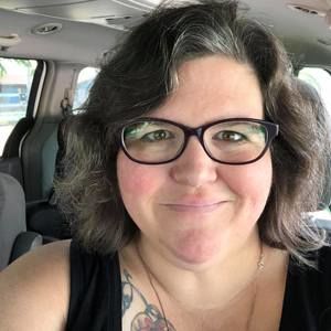 Meet your Posher, Laura